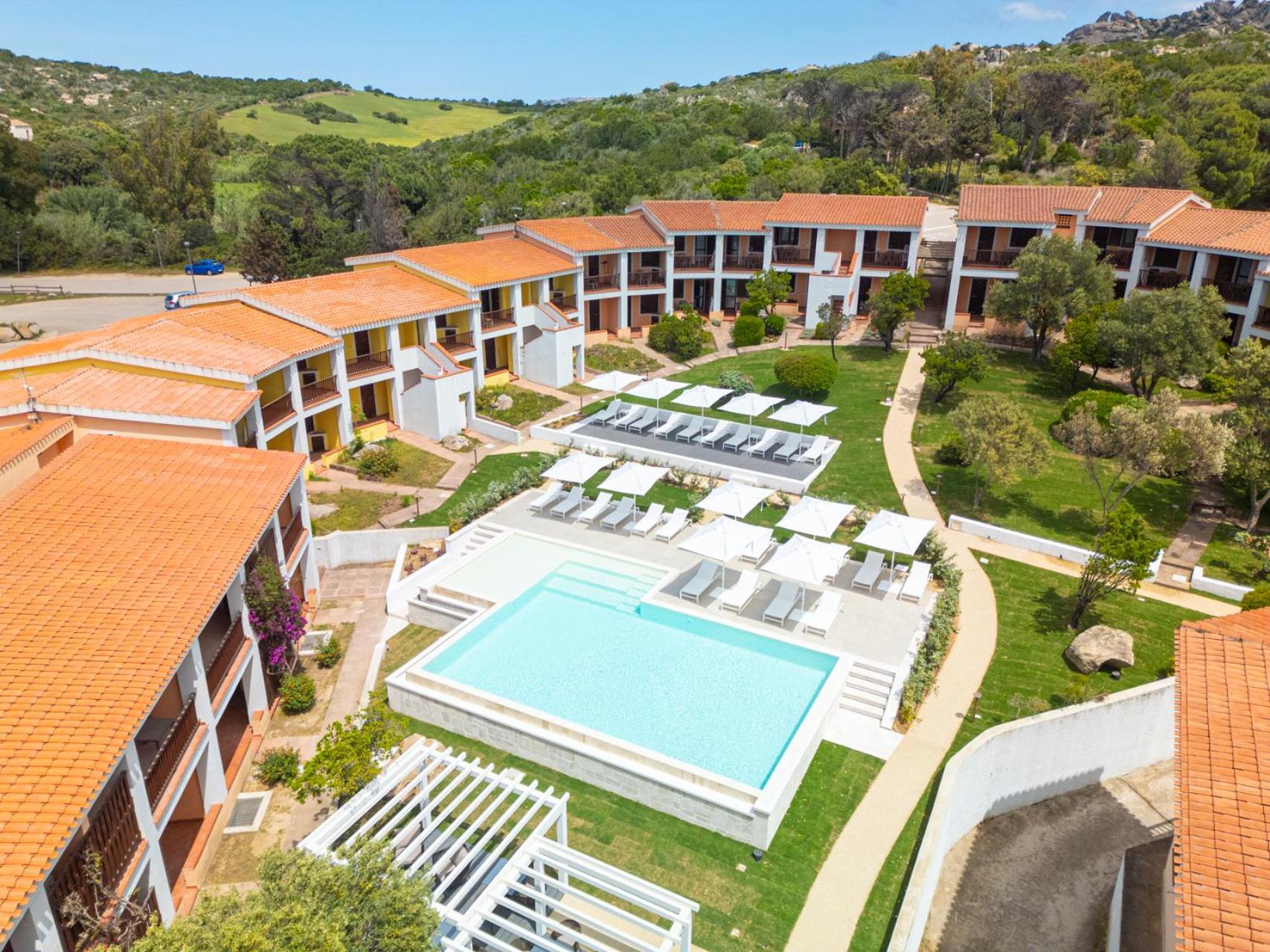AHR Costa Serena Village Palau Esterno foto