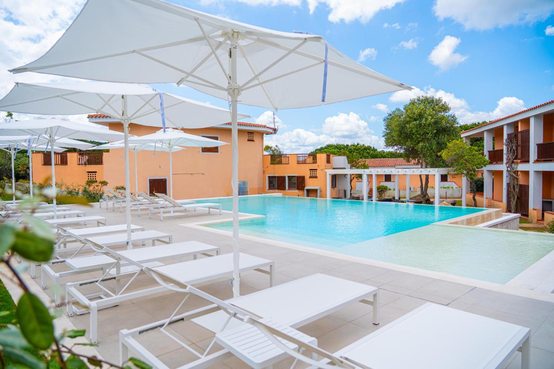 AHR Costa Serena Village Palau Esterno foto